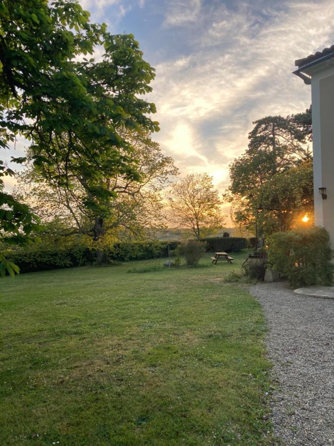 Le Gavachon Bed & Breakfast Leboulin Exterior photo