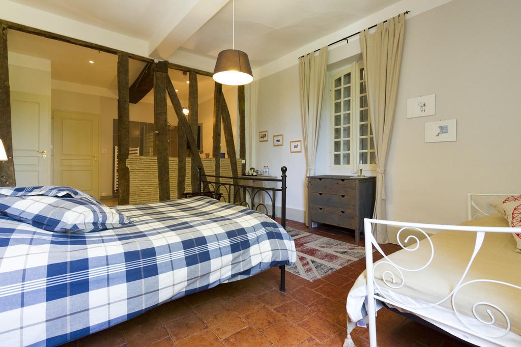 Le Gavachon Bed & Breakfast Leboulin Exterior photo